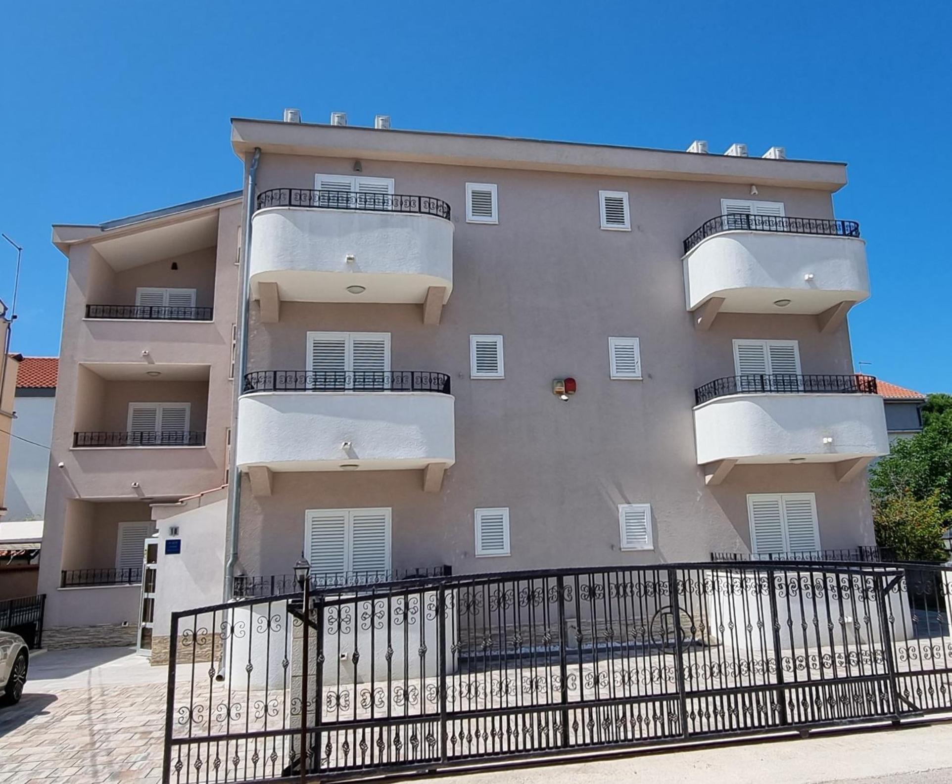 Bonbon 1 * Biograd Na Moru