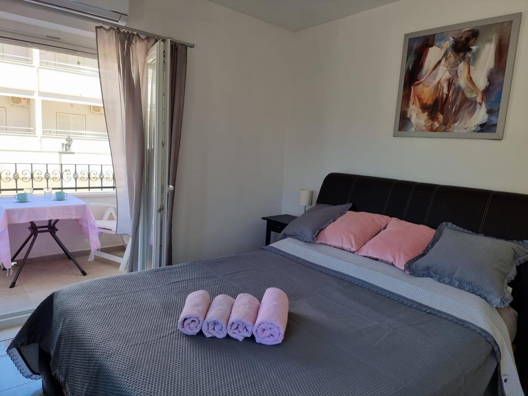 Apartment Bonbon 1
